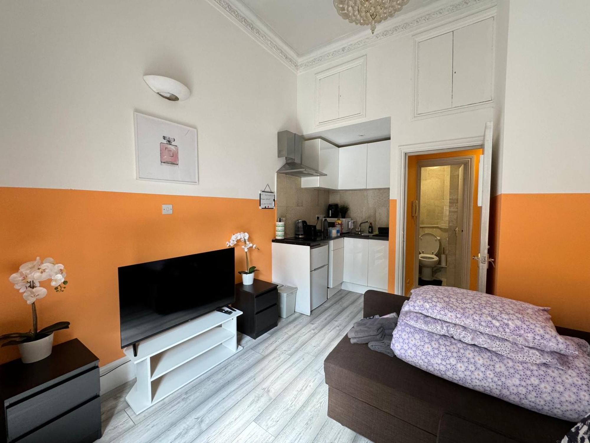 Central, Compact And Fashion Flat For 4 People With Breakfast In Kensington Zone 1 Apartment *